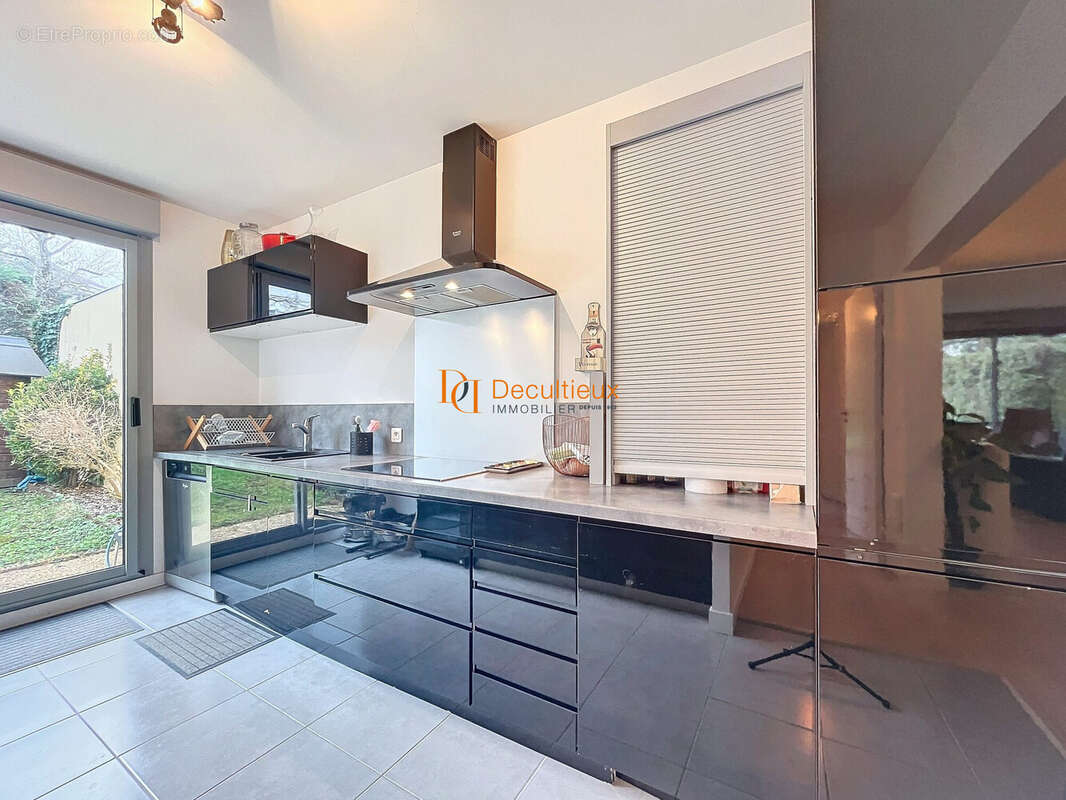 Appartement à TASSIN-LA-DEMI-LUNE