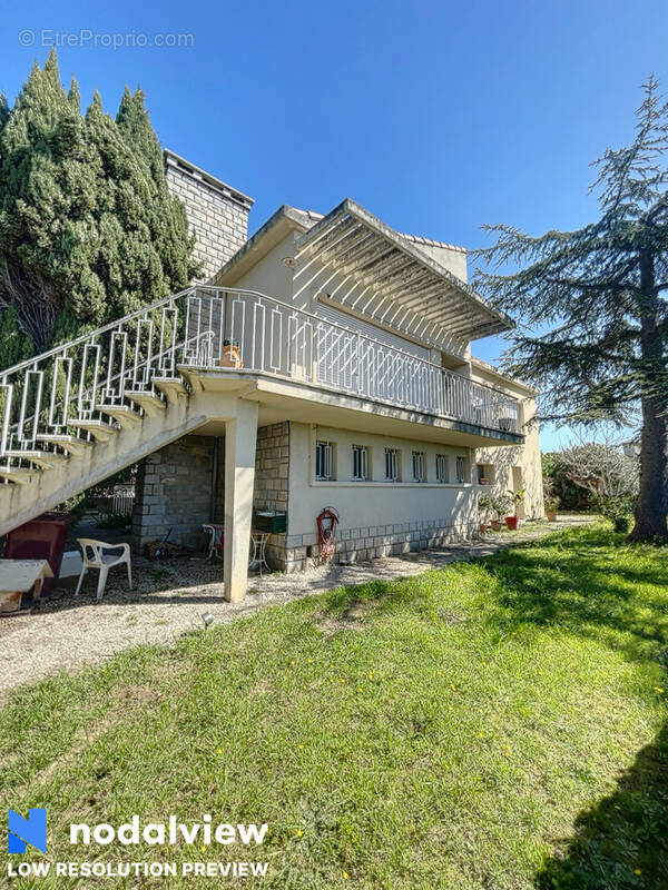 Maison à BEAUCAIRE