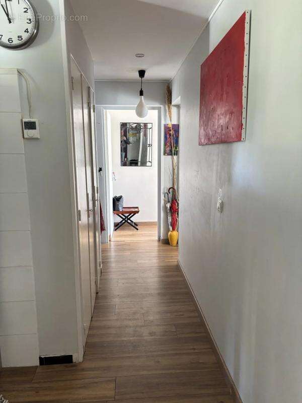 Appartement à LATTES