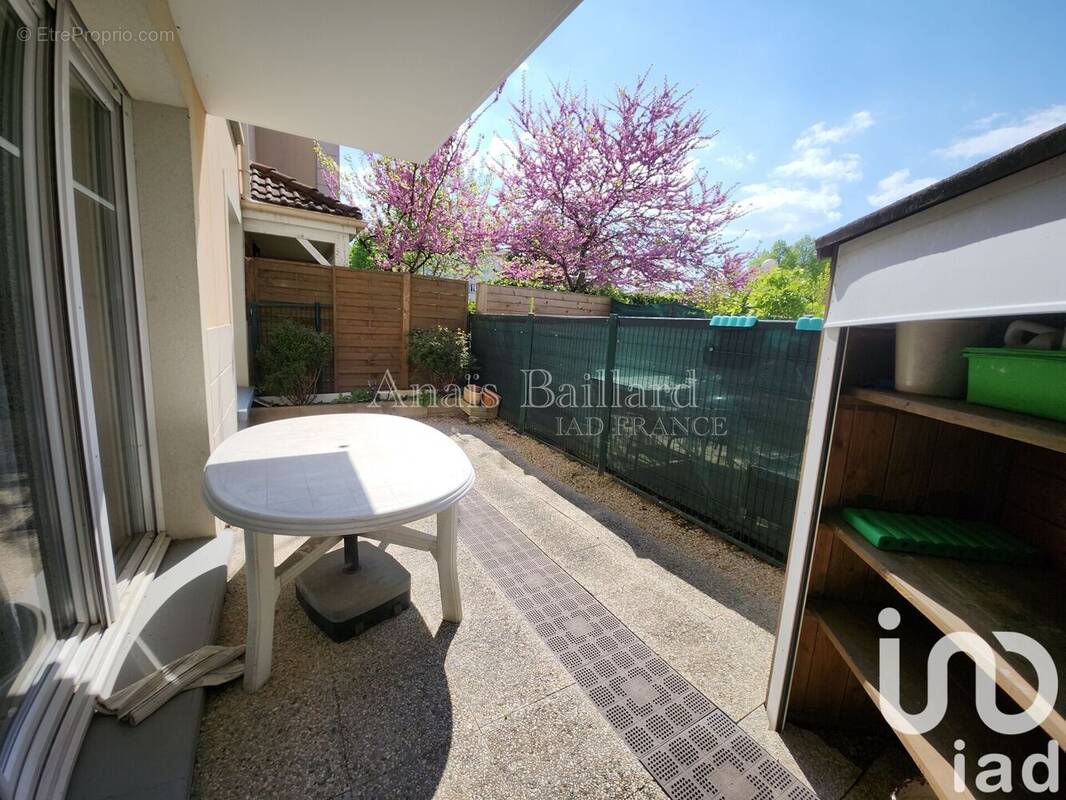 Photo 1 - Appartement à MOISSY-CRAMAYEL