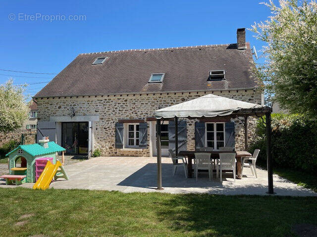 Photo 1 - Maison à LUMIGNY-NESLES-ORMEAUX