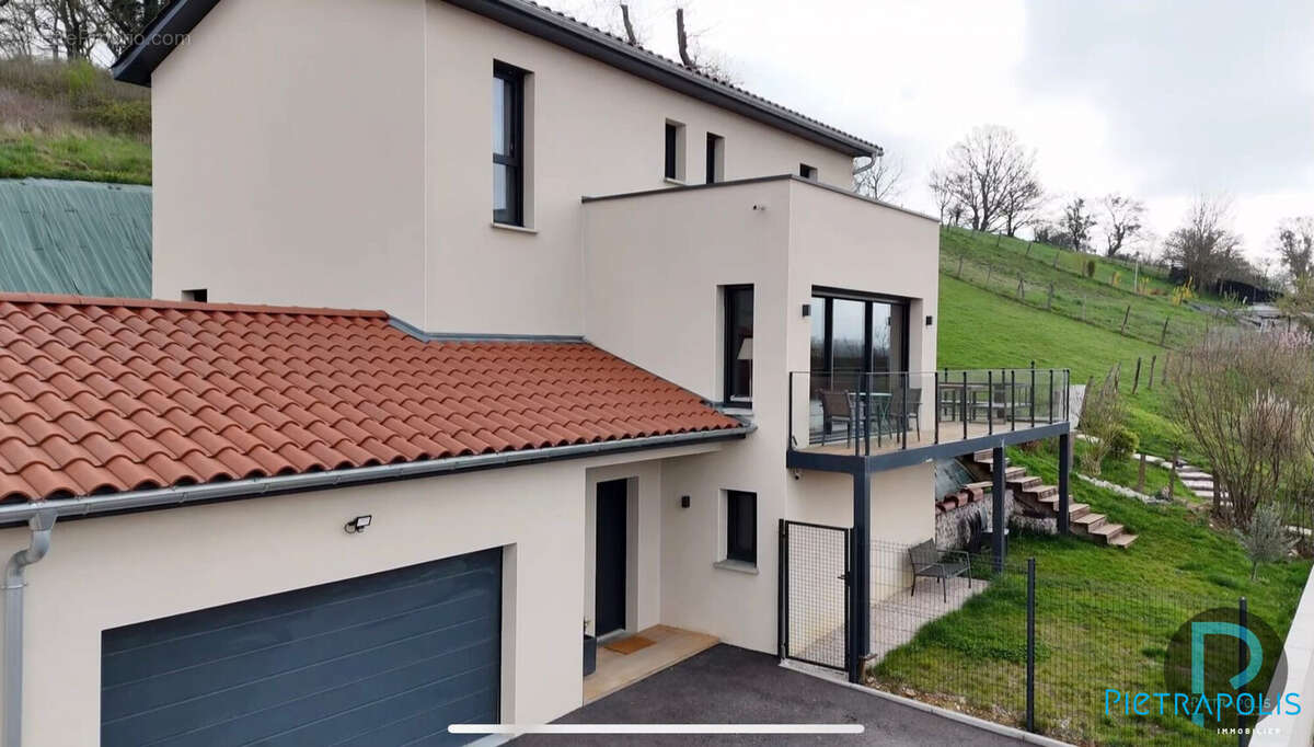 Maison à CHATILLON-SUR-CHALARONNE