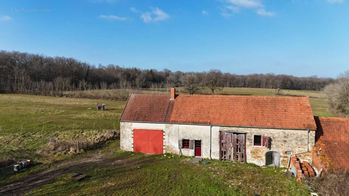 Maison à AUXY
