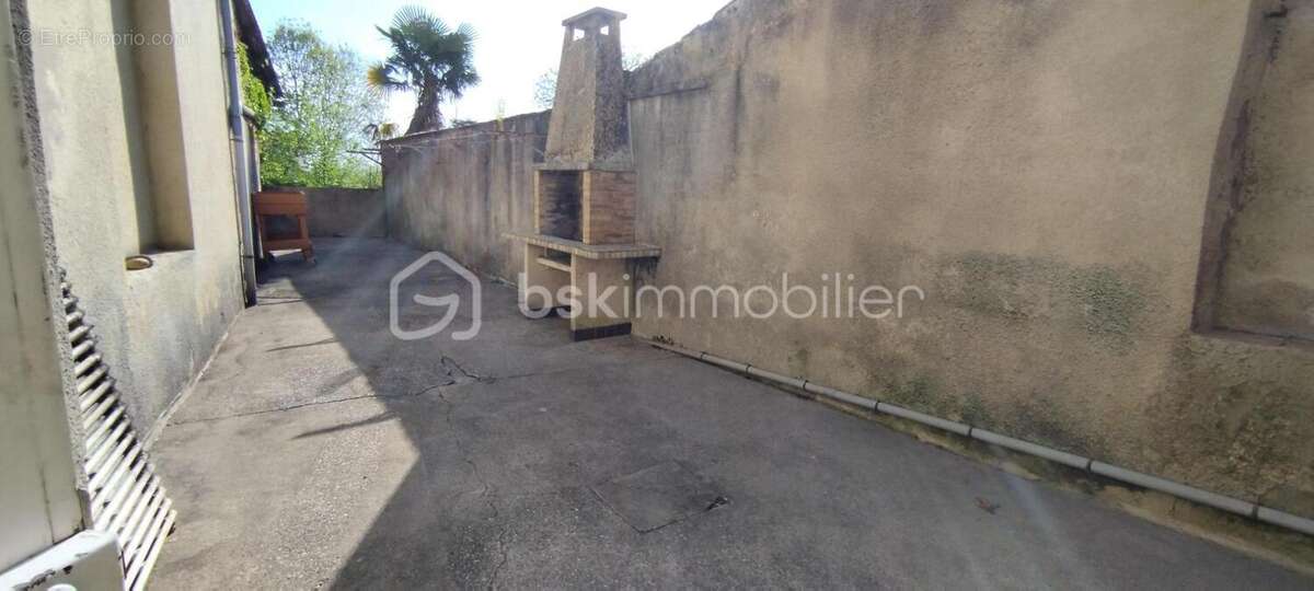 Appartement à LAYRAC