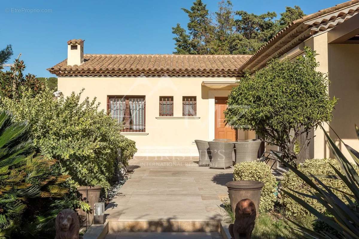 Maison à ANTIBES