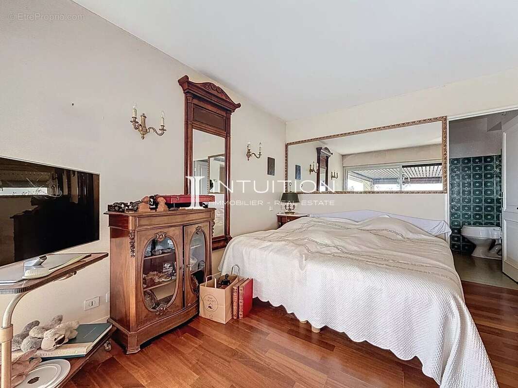 Appartement à LE CANNET