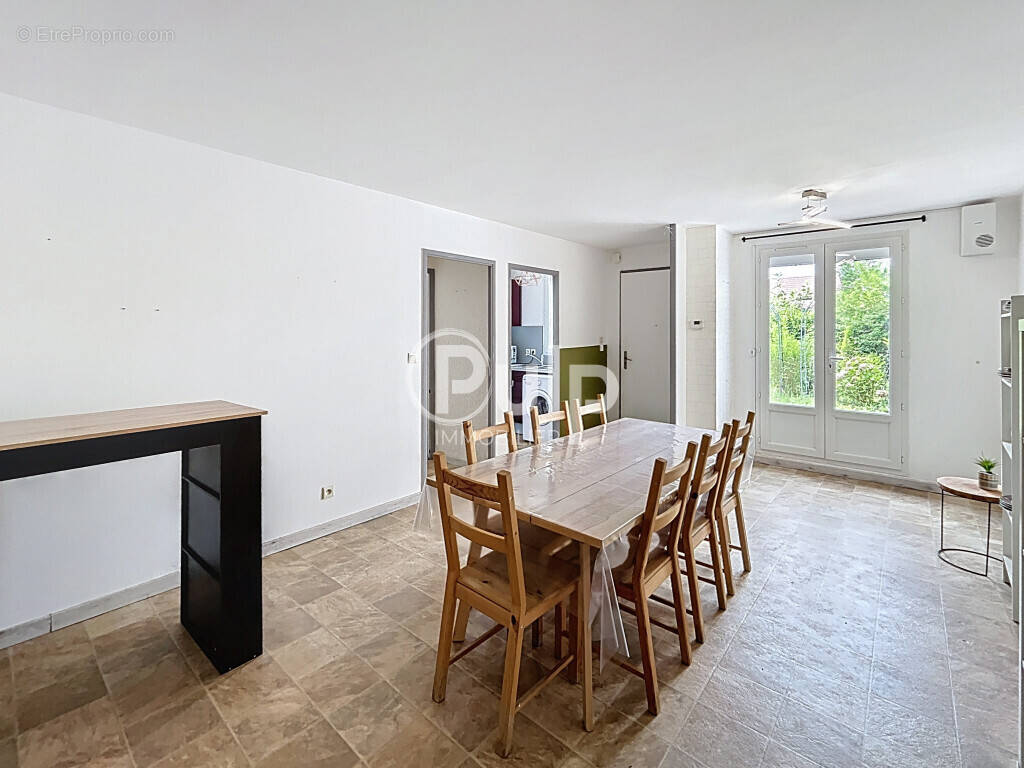 Appartement à LYS-LEZ-LANNOY