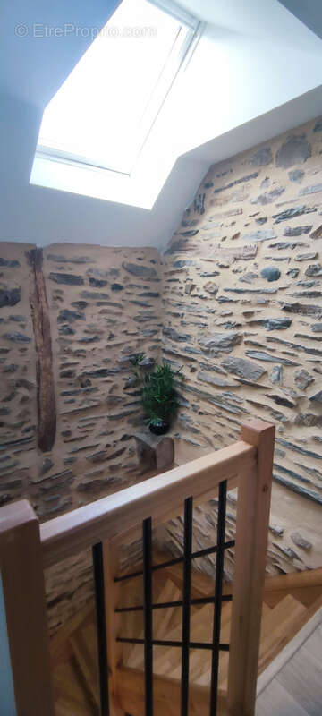 Maison à ESTAING