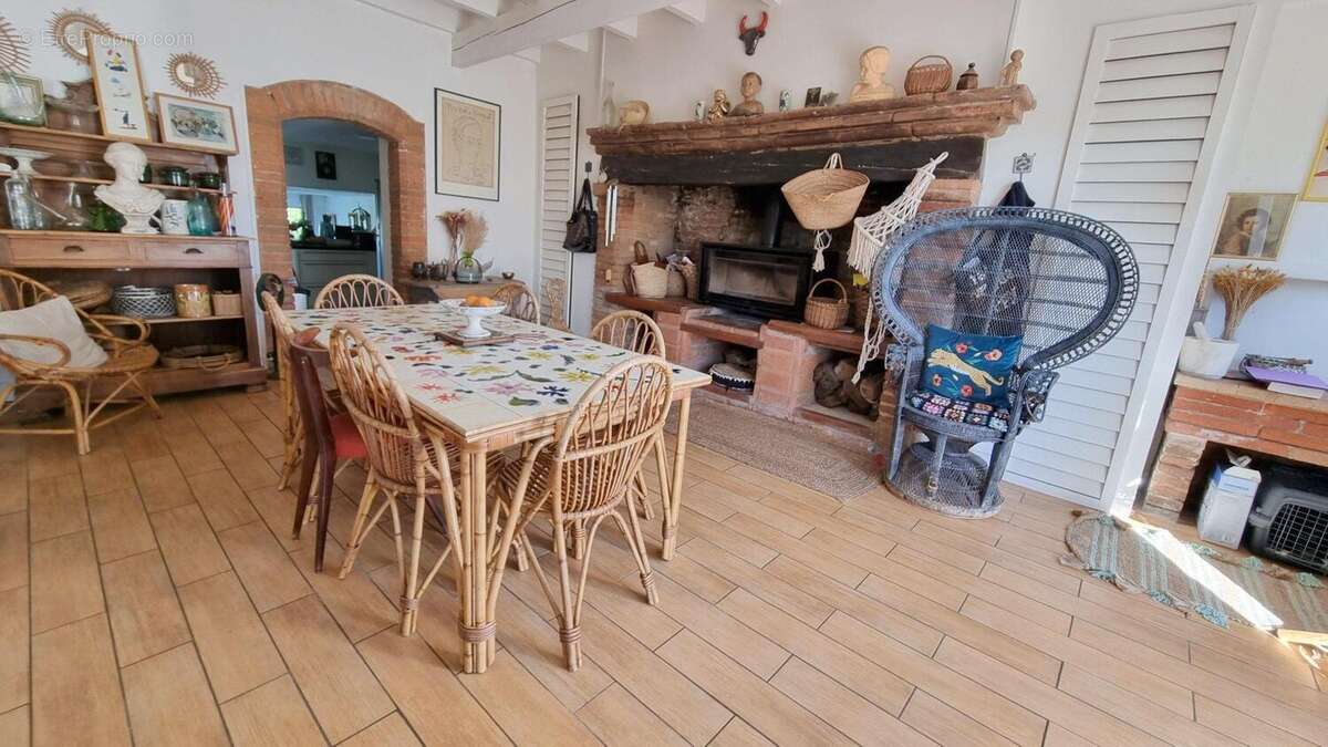 Maison à LAPEYROUSE-FOSSAT