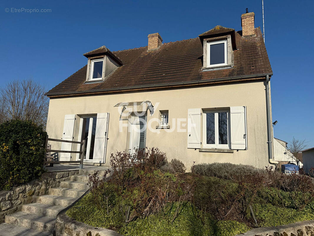 Maison à LE MEUX