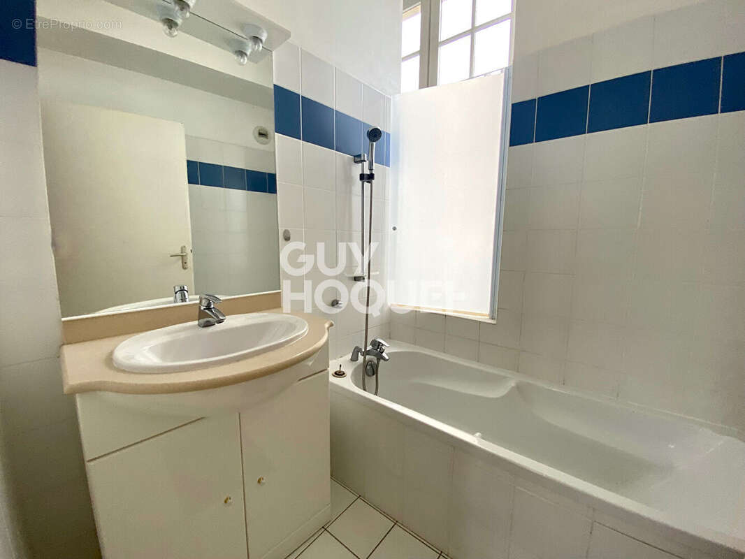 Appartement à FONTENAY-LE-COMTE