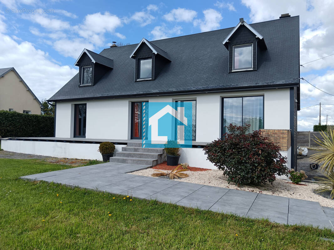 Maison à COUDEVILLE-SUR-MER