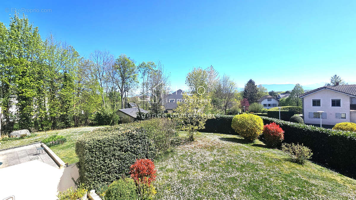 Appartement à DIVONNE-LES-BAINS