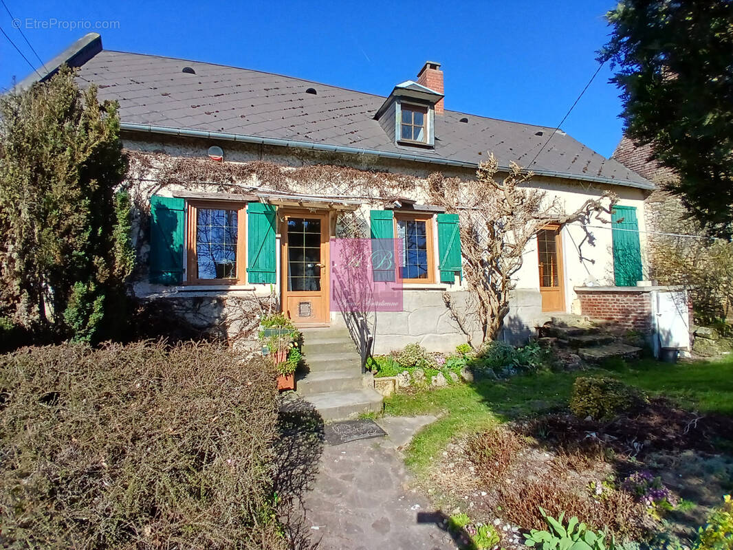 Maison à BRETEUIL