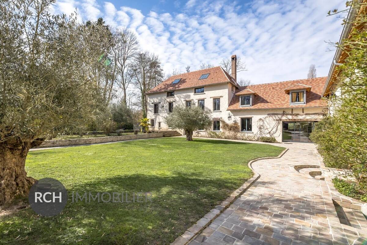 Maison à HOUDAN