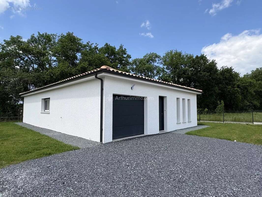Maison à BRENS