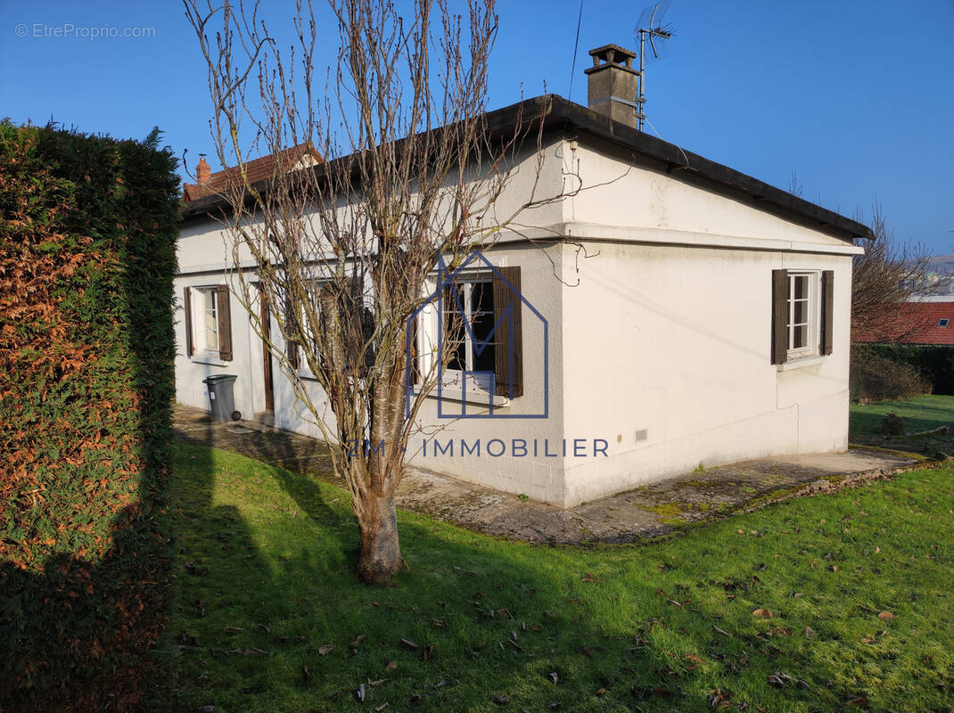 Maison à EU