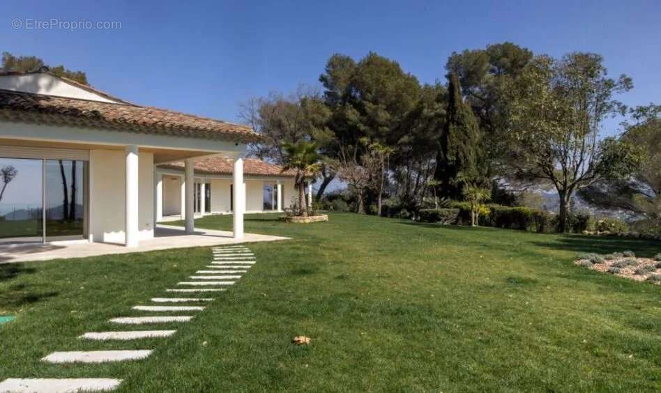 Maison à MOUGINS