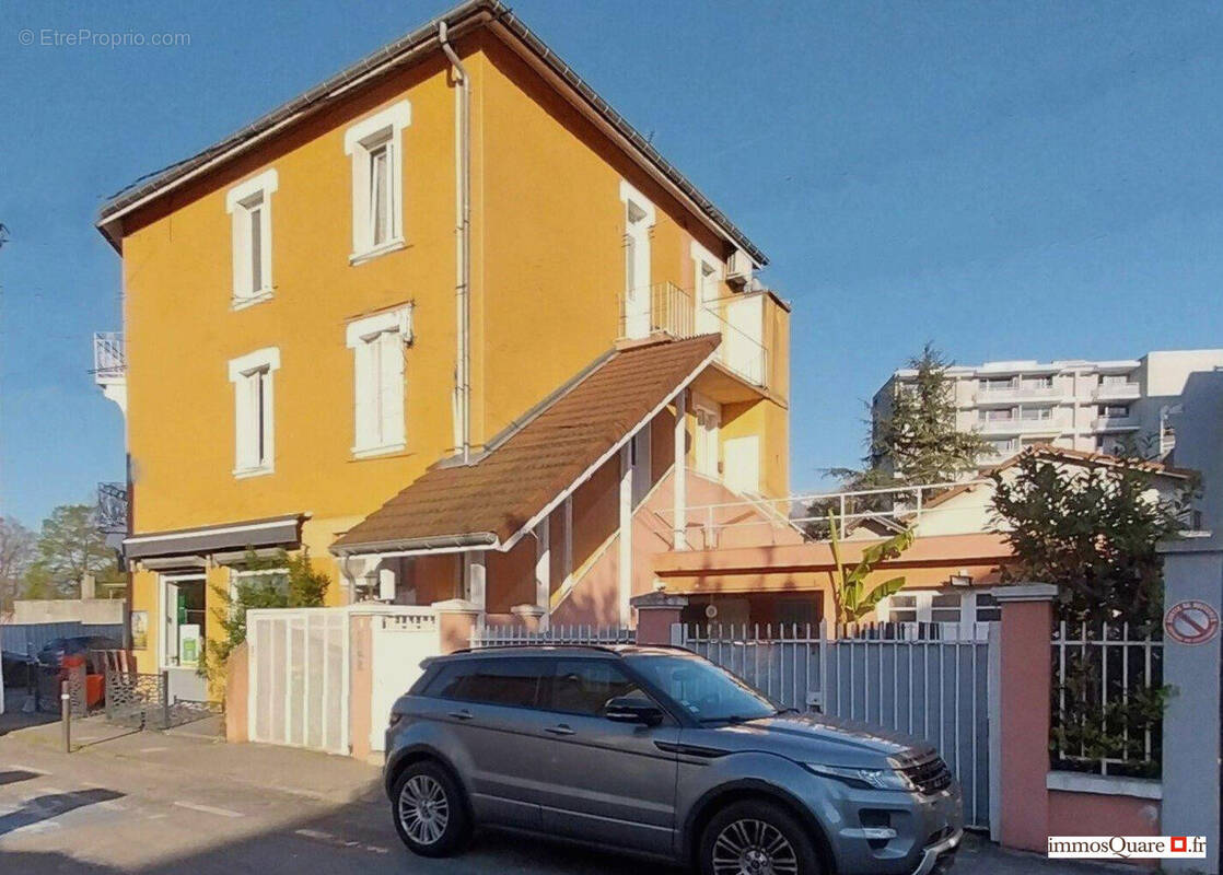 Appartement à SAINT-MARTIN-D&#039;HERES
