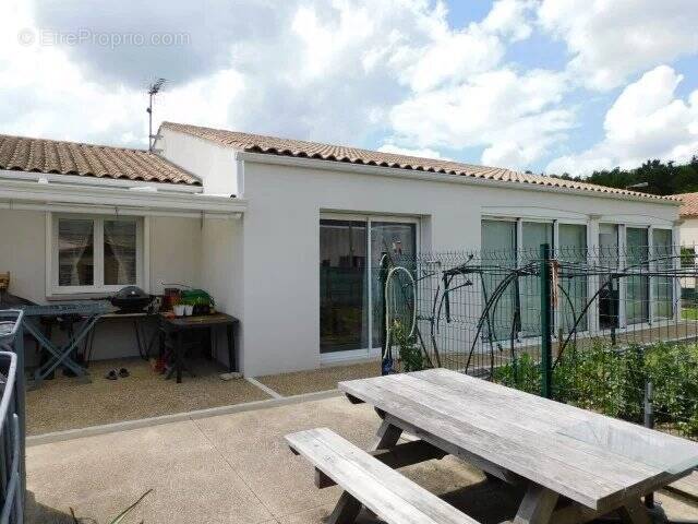 Maison à SAUJON