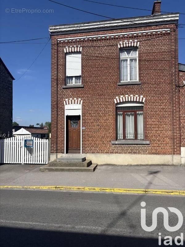 Photo 1 - Maison à FERRIERE-LA-GRANDE