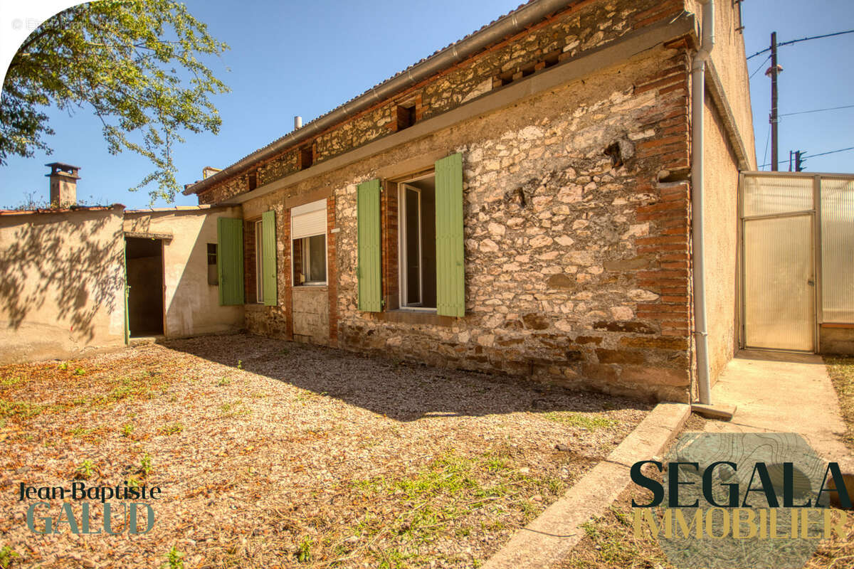 Maison à BLAYE-LES-MINES