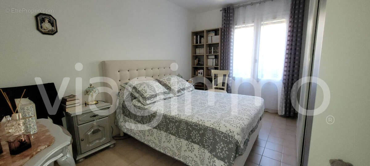 Appartement à VALLAURIS