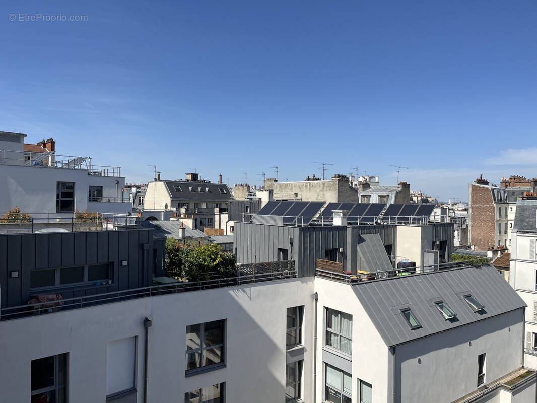 Appartement à PARIS-18E
