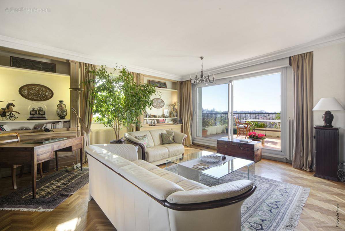 Appartement à RAMONVILLE-SAINT-AGNE