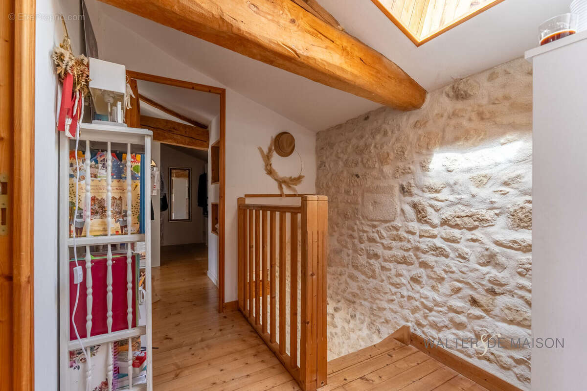 Maison à DOMPIERRE-SUR-CHARENTE