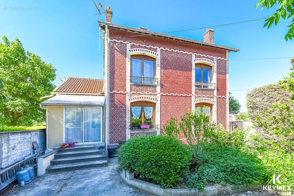 Maison à PERSAN