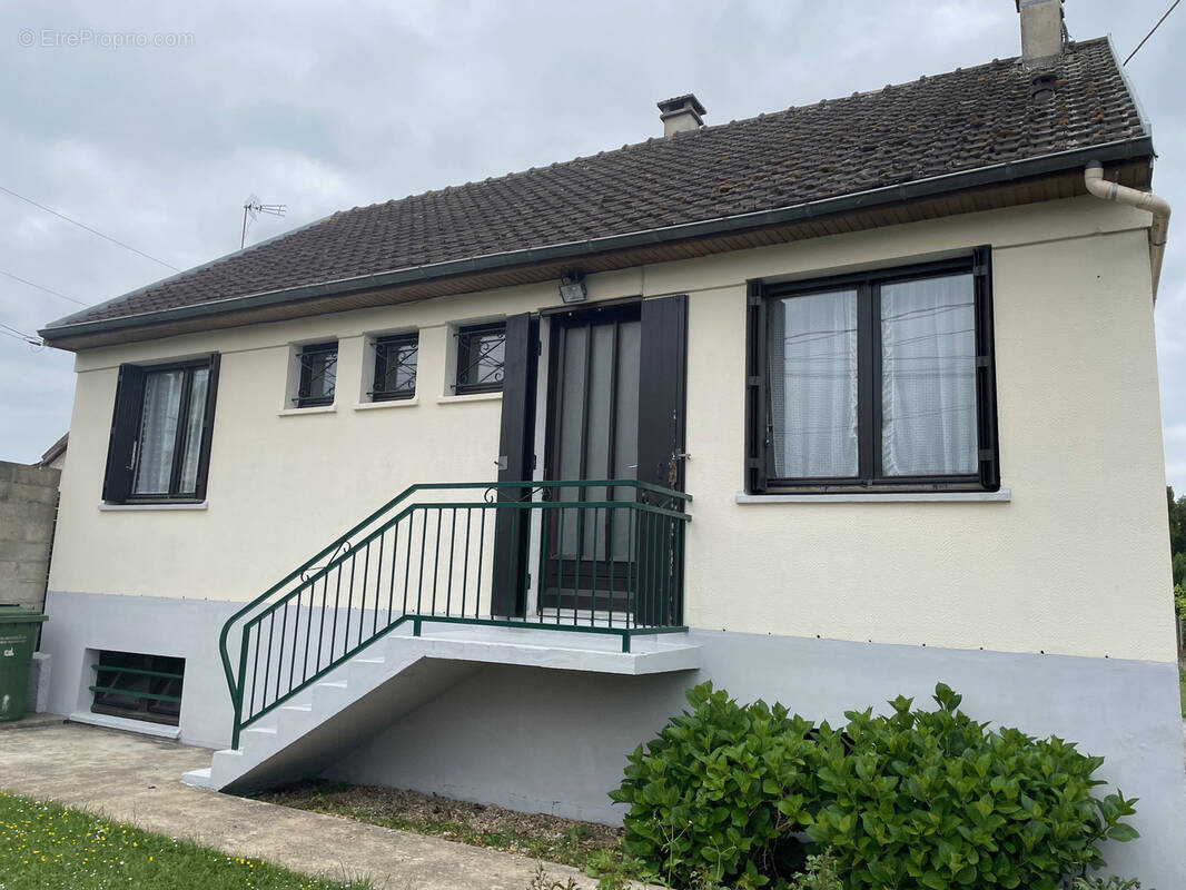 Maison à LA FERTE-GAUCHER