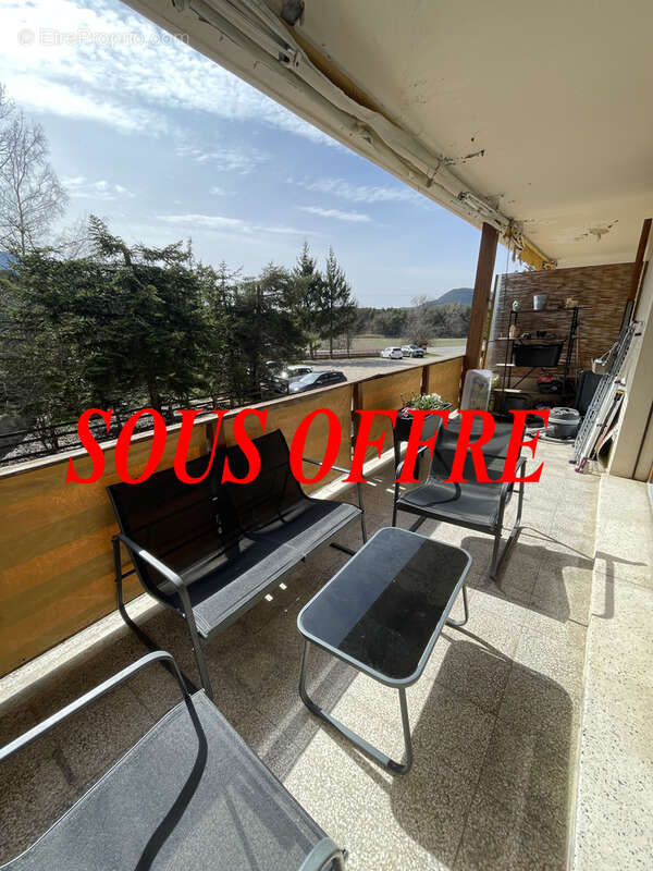 Appartement à SERANON