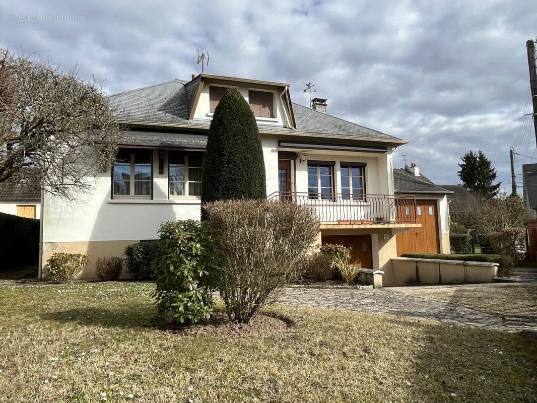 Maison à OLIVET