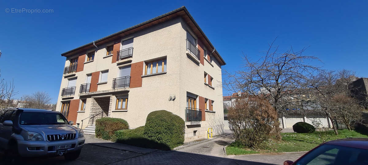 Appartement à LAXOU