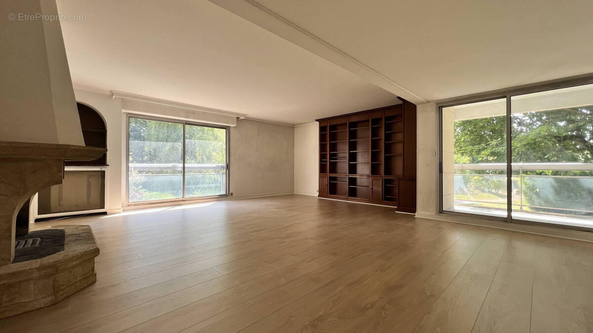 Appartement à BAILLY