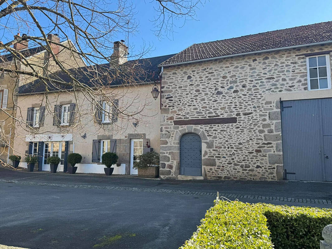 Maison à BESSINES-SUR-GARTEMPE