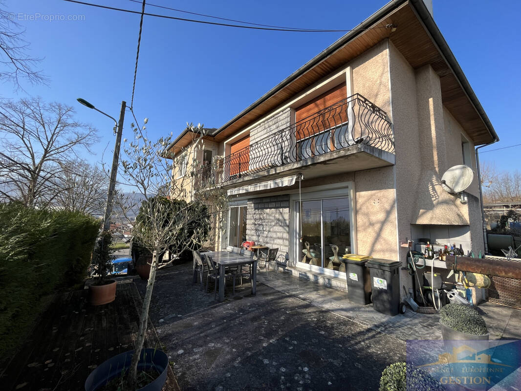 Maison à LOURDES