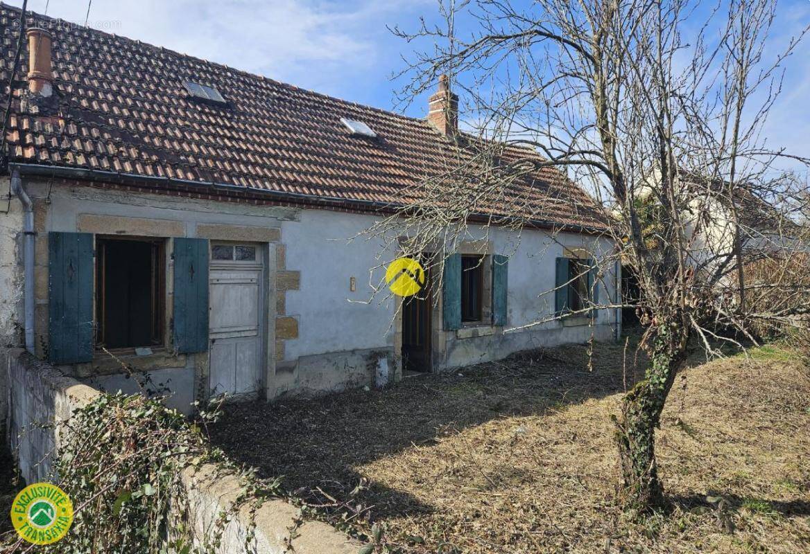 Maison à COSNE-D&#039;ALLIER