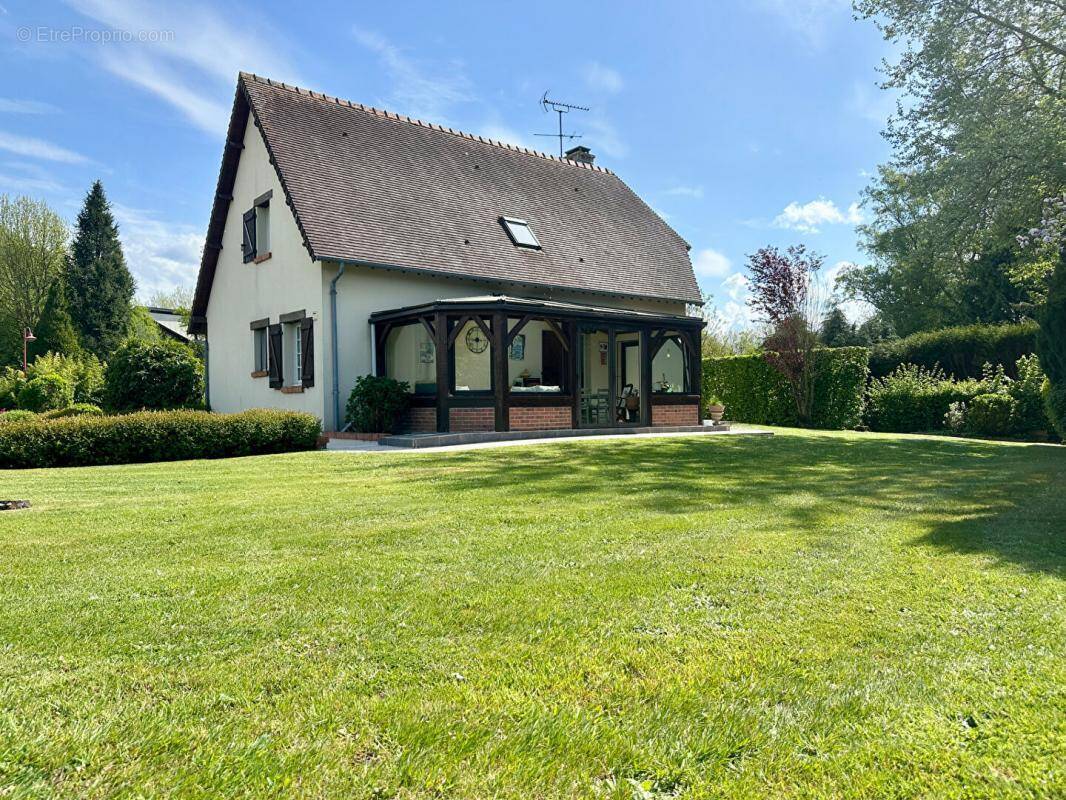 Maison à PONT-L&#039;EVEQUE