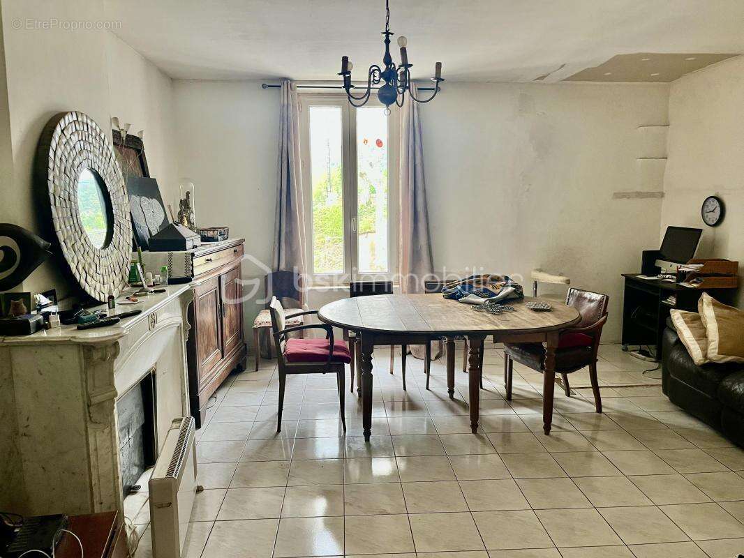 Maison à BIZE-MINERVOIS