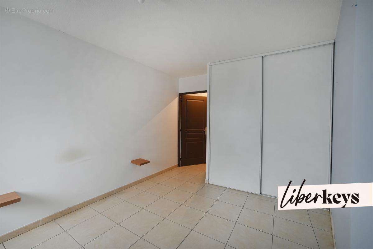 Appartement à ARAMON