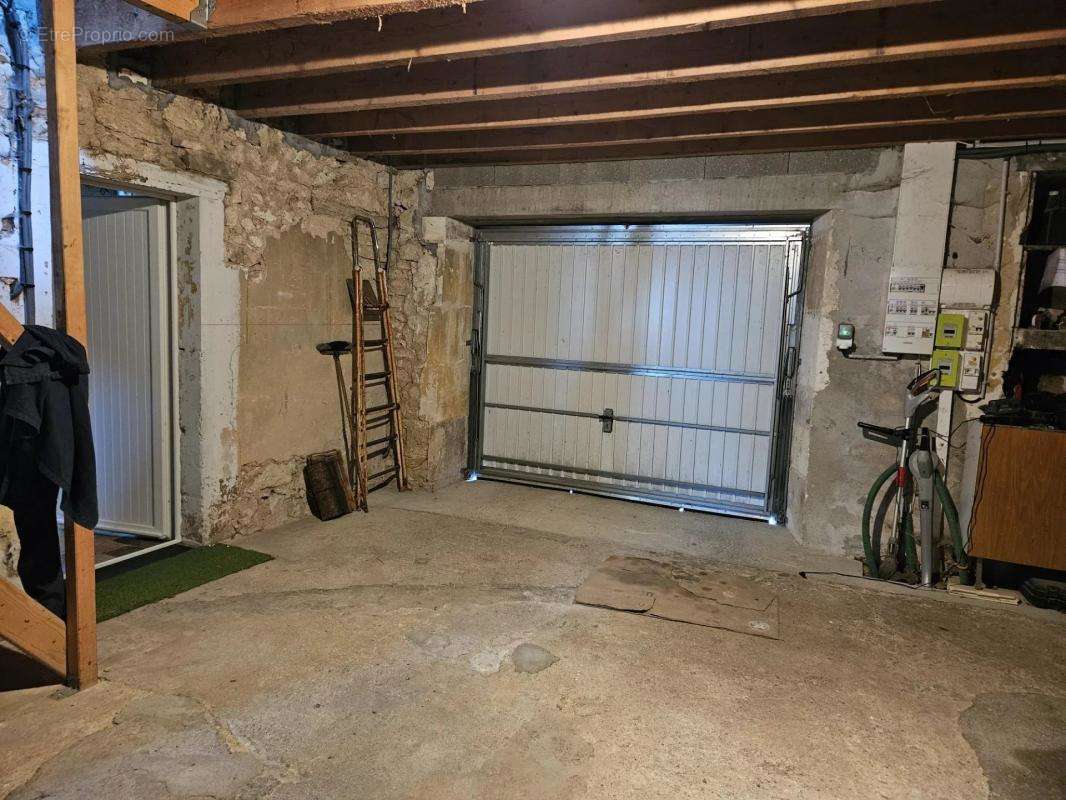Maison à BOURG-CHARENTE