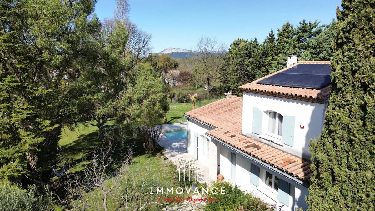Maison à SAINTE-CROIX-DE-QUINTILLARGUES