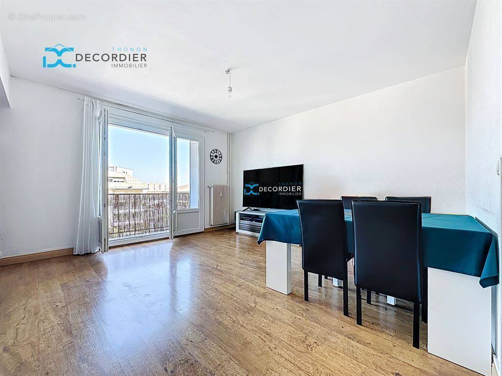 Appartement à THONON-LES-BAINS
