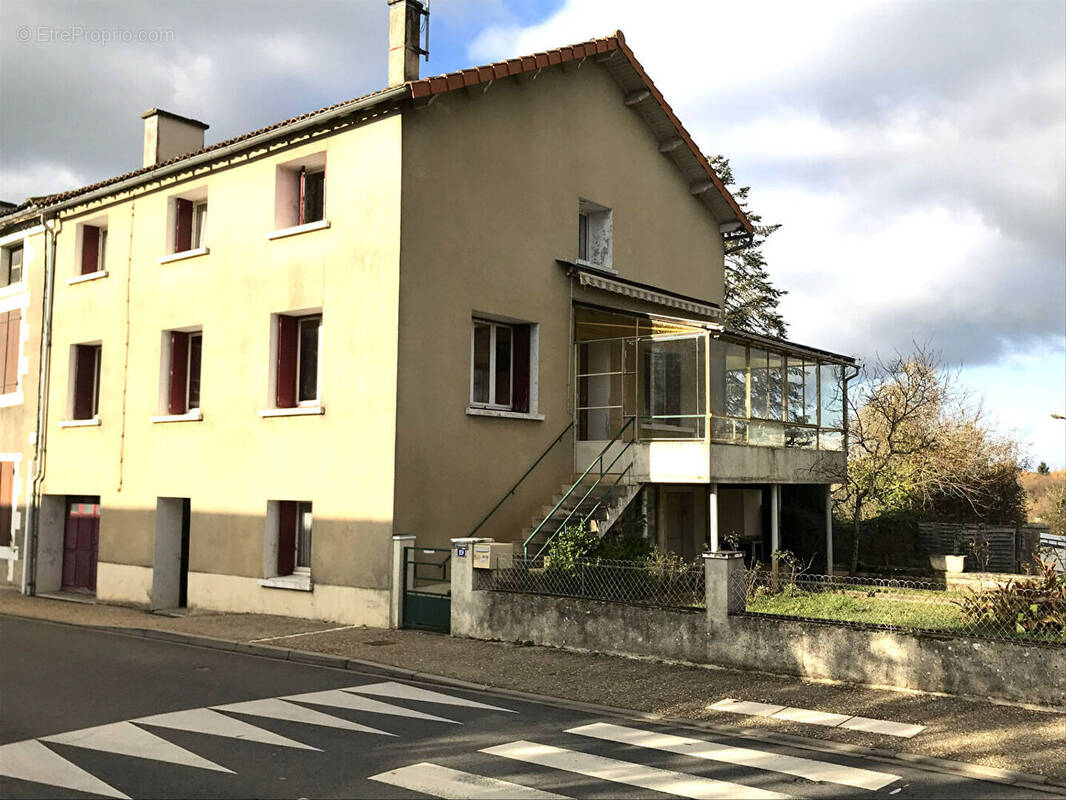 Maison à L&#039;ISLE-JOURDAIN