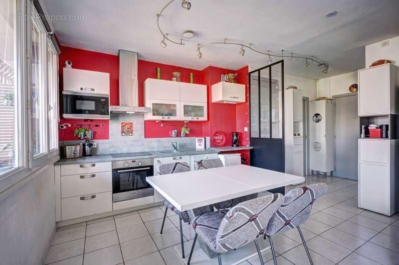Appartement à LYON-4E