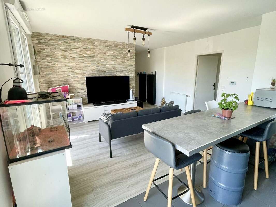 Appartement à NANDY