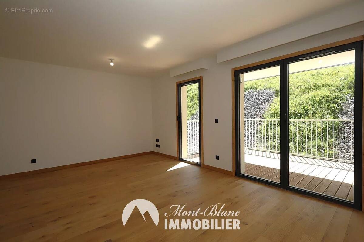 Appartement à LES HOUCHES