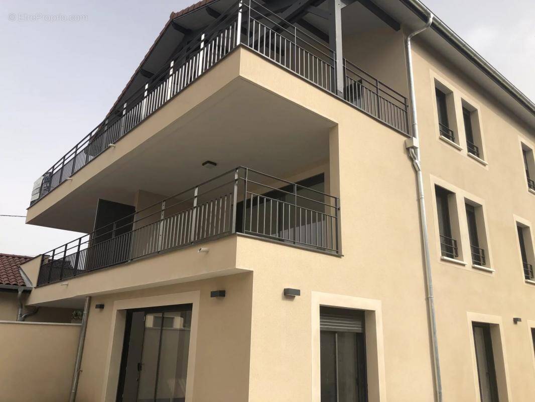 Appartement à CHATILLON-SUR-CHALARONNE